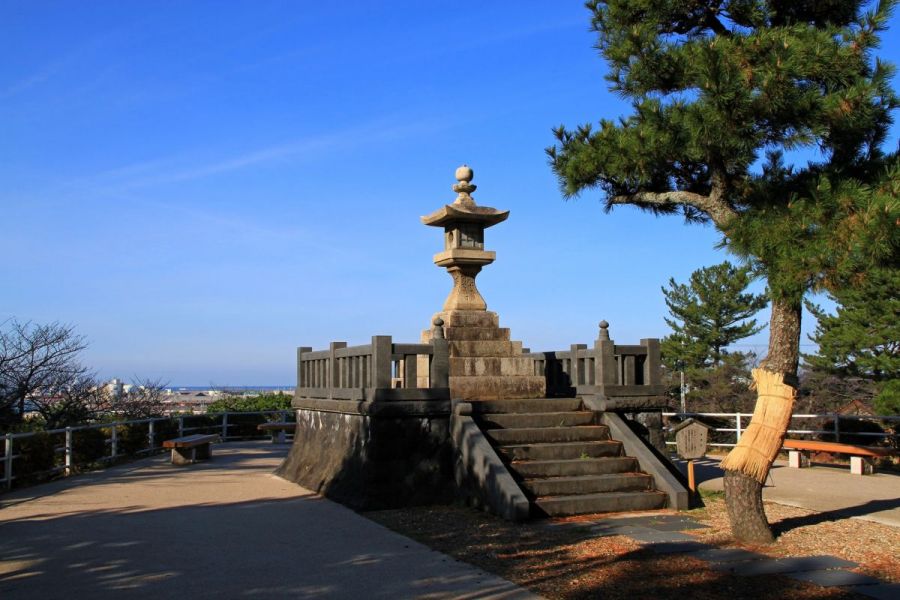 日和山公園（酒田市）｜観光スポット｜酒田さんぽ - 山形県酒田市の観光・旅行情報