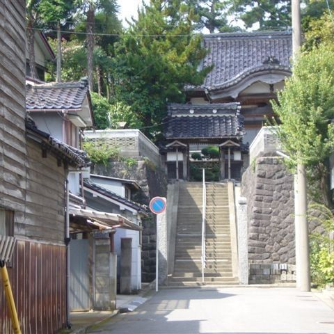 蓮尚寺