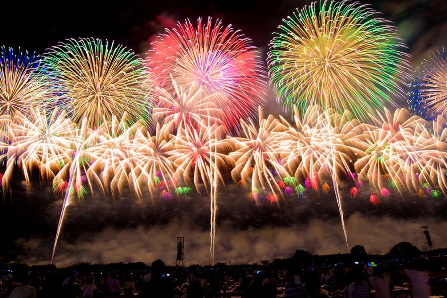 酒田の花火 全国二尺玉花火競技大会｜イベント｜酒田さんぽ - 山形県