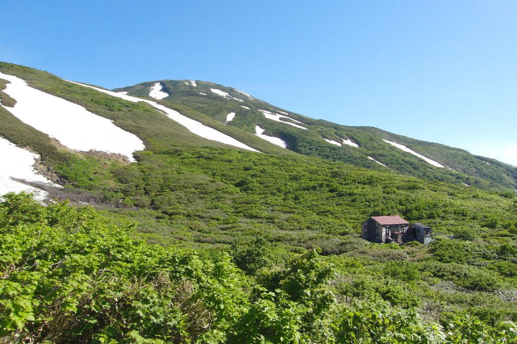 鳥海山・月山トレッキング